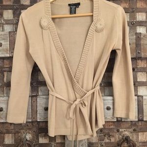 🌳🕊BCBGMaxAzria sweater